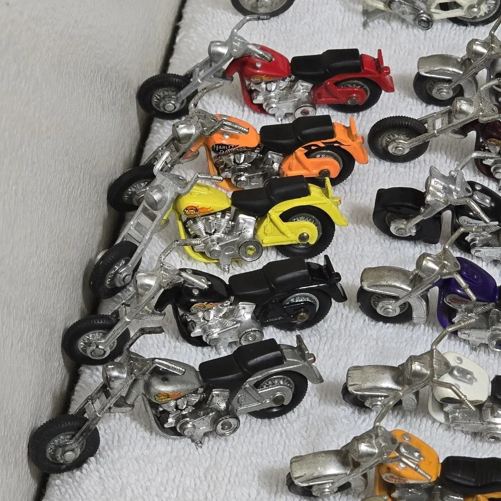 Lot of 22 Harley-Davidson Maisto Matchbox Diecast‎ Motorcycles #50 1980s / 90s